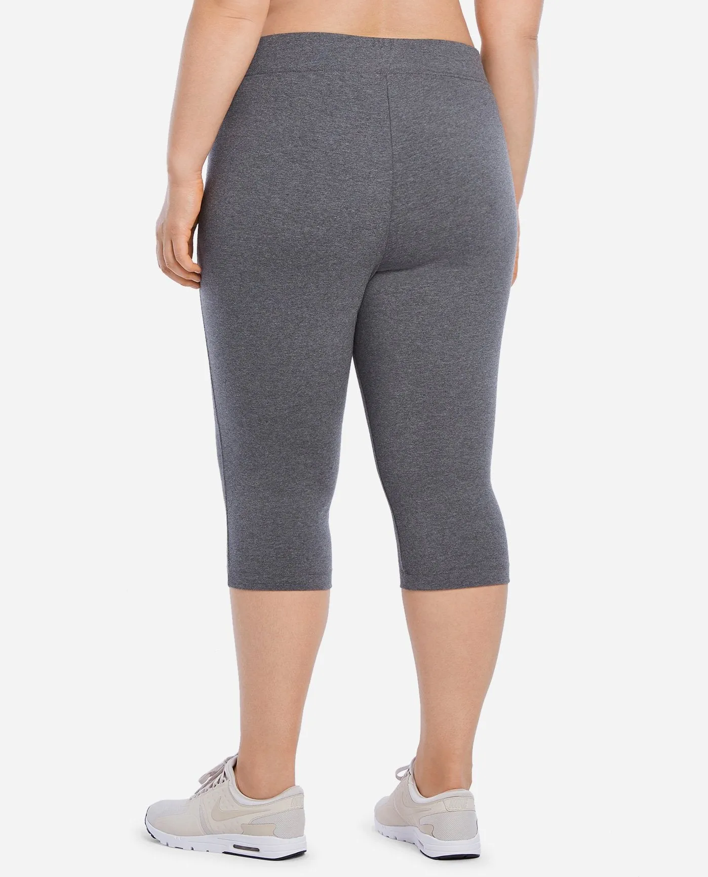 Essentials Capri Legging