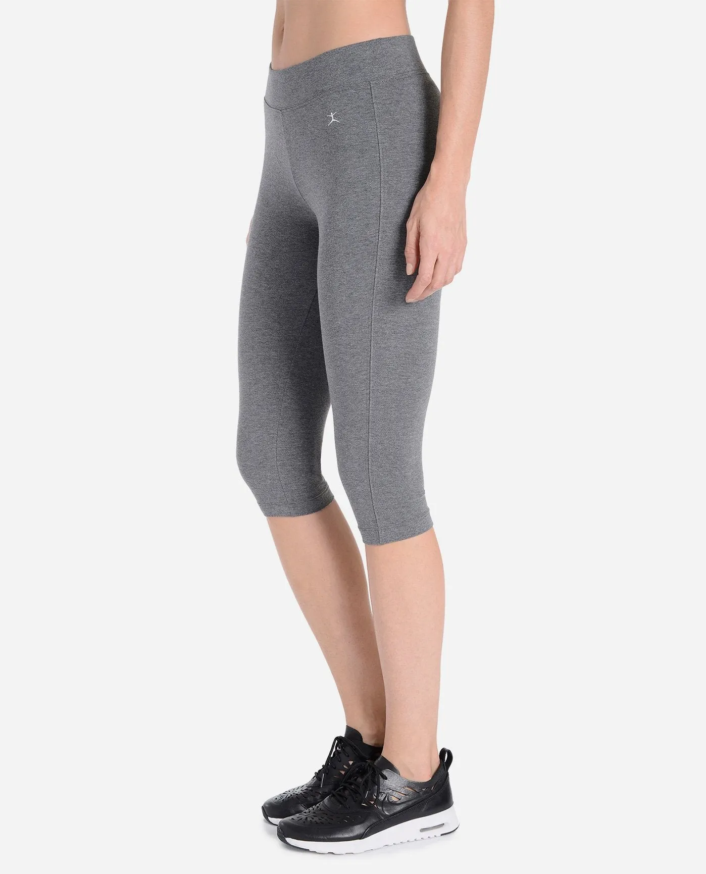 Essentials Capri Legging